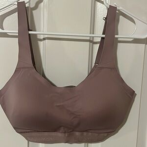 32DD sports bra